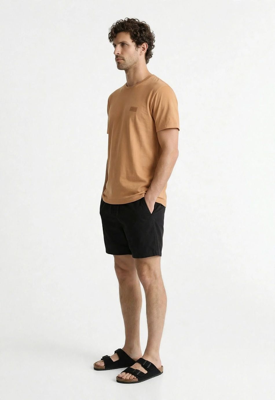 CAMISETA SPECIAL BASIC LOGO PATCH V26