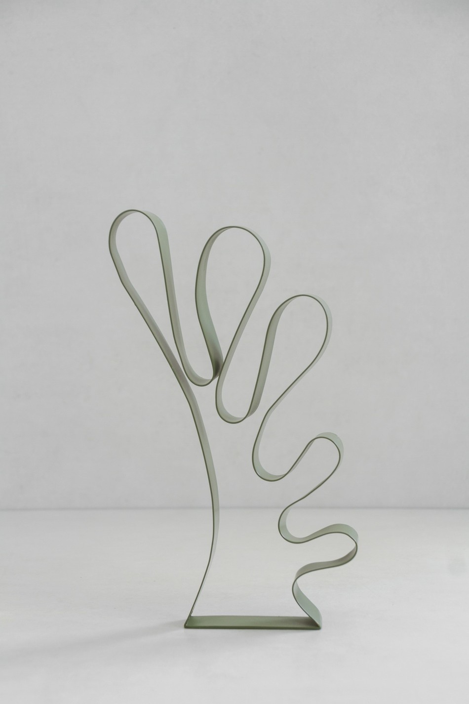 Escultura Modern Half Plant