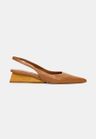 Cor CARAMELO do produto Scarpin Slingback Madeira Lina Couro Caramelo