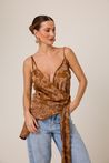 Blusa Assimétrica Paisley Caramelo