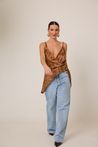 Blusa Assimétrica Paisley Caramelo