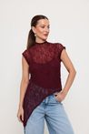Blusa de Renda Regata Assimétrica Bordô