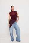 Blusa de Renda Regata Assimétrica Bordô