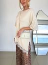 Blusa Tricô Assimétrica Renda Marfim