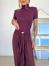 Blusa Gola Com Ombreira Vinho