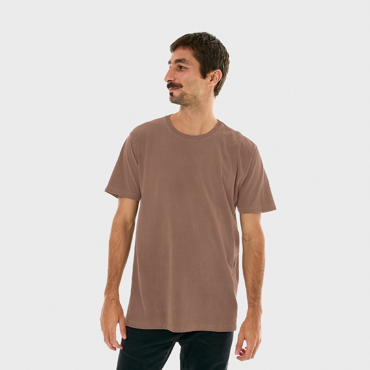 Camiseta Aragäna | Básica Marrom