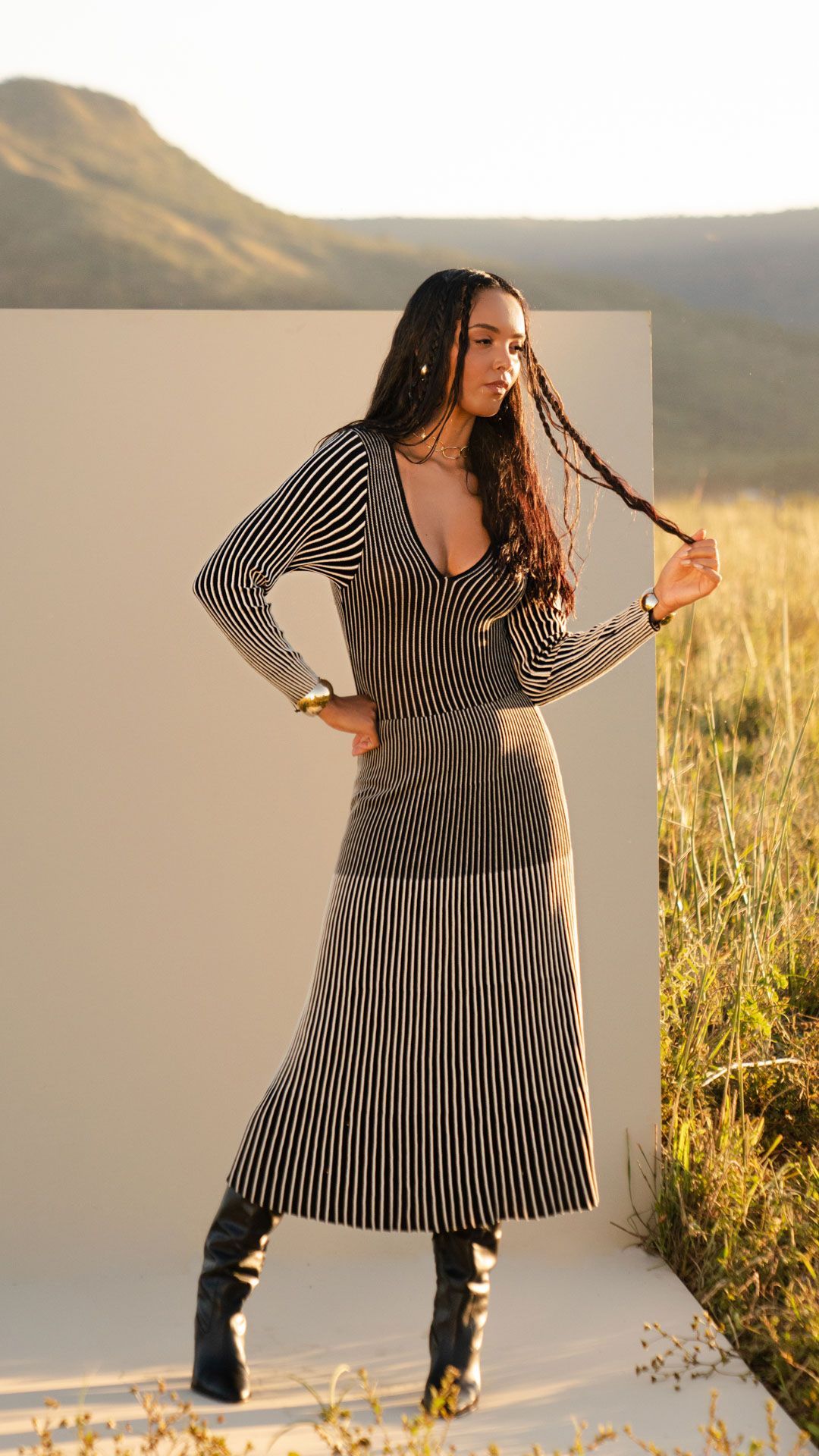 VESTIDO PLISSADO MIDI
