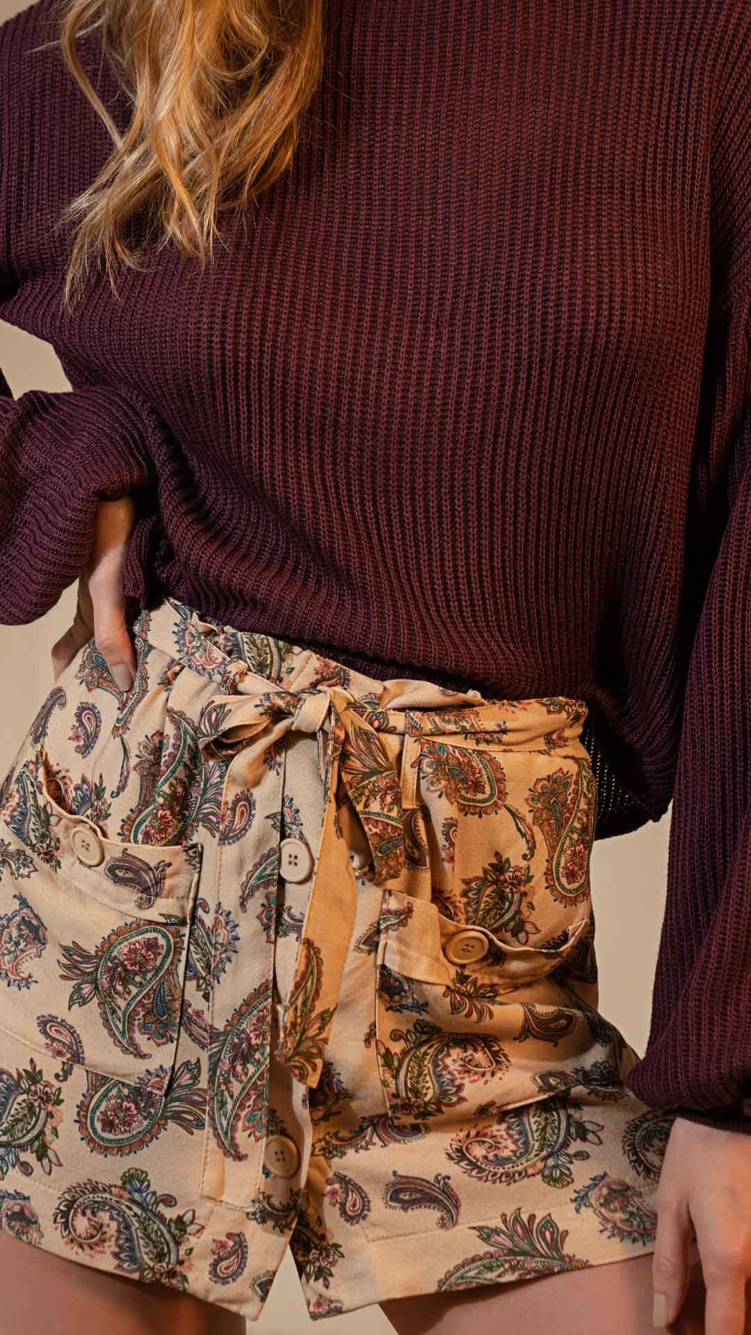 SHORT SAIA ESTAMPA CACHEMIR