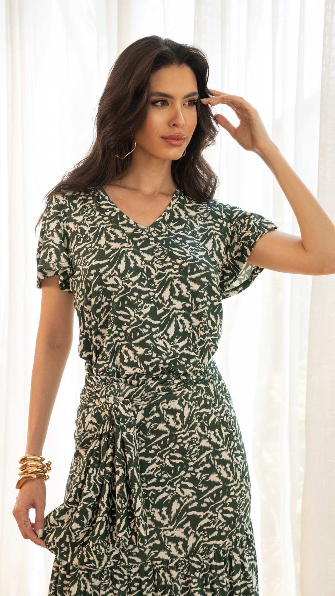 BLUSA VISCOCREPE MANGA C AMPLA FLORESTA