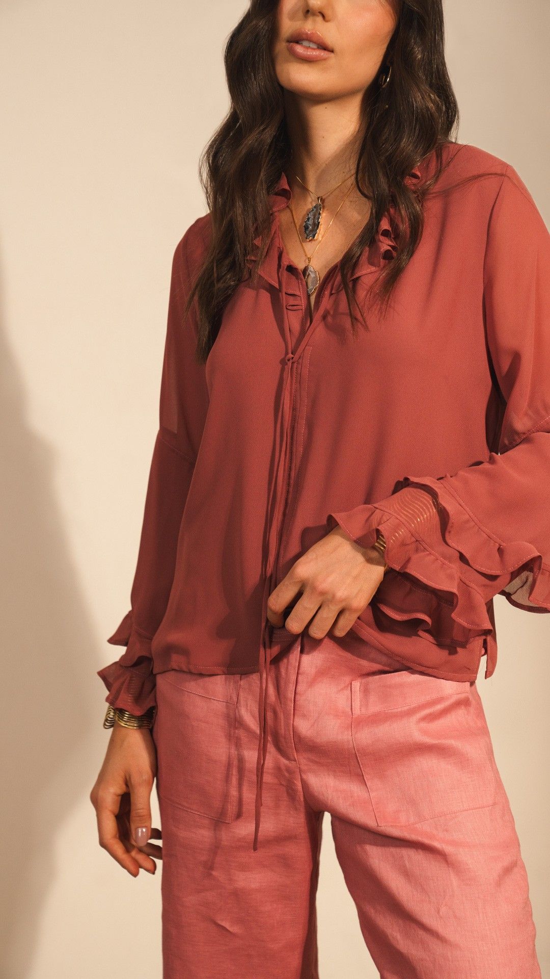 BLUSA MANGA L. PUNHO BABADO
