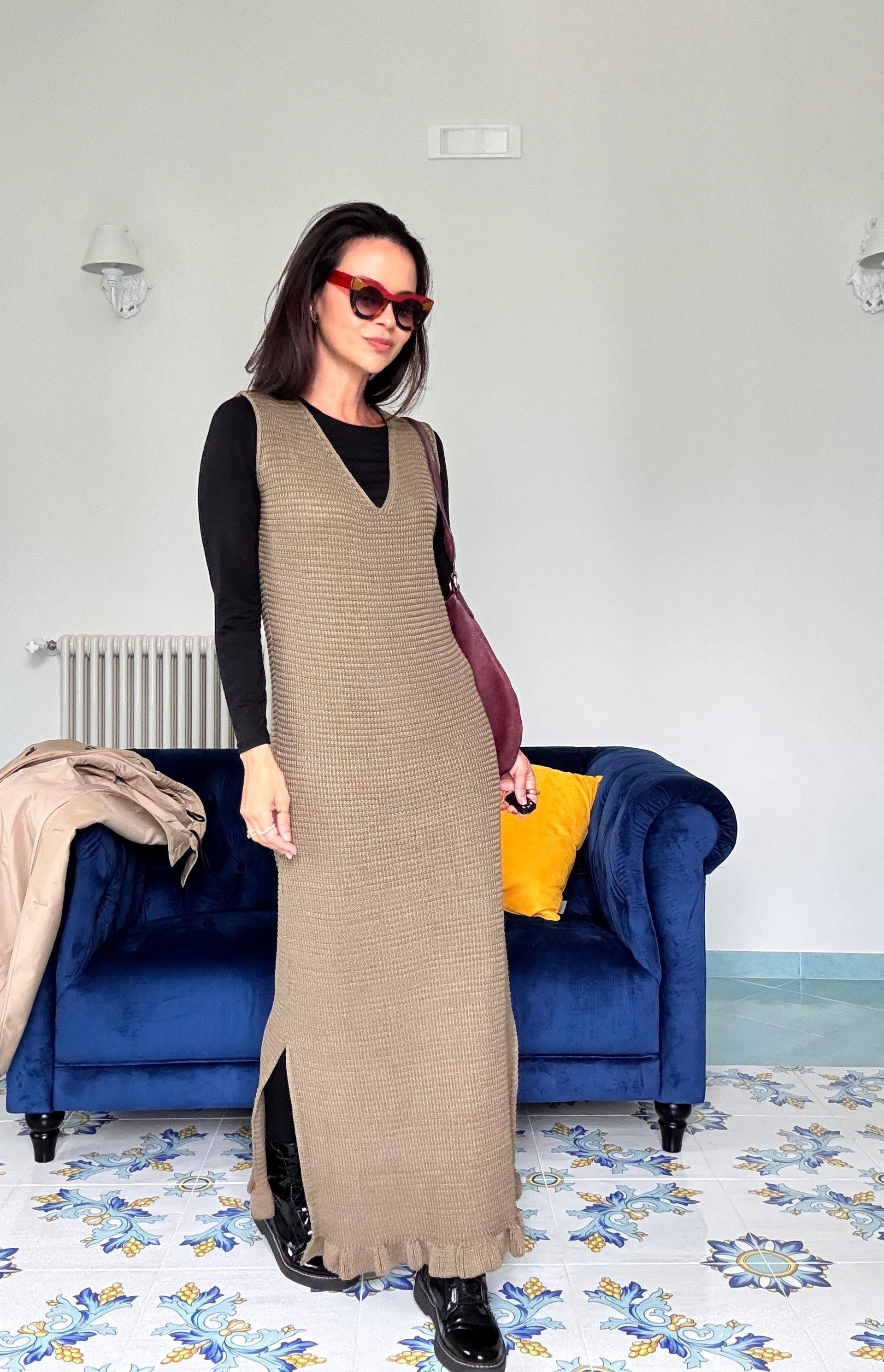 VESTIDO MIDI S/ MANGA TRICOT BABADO