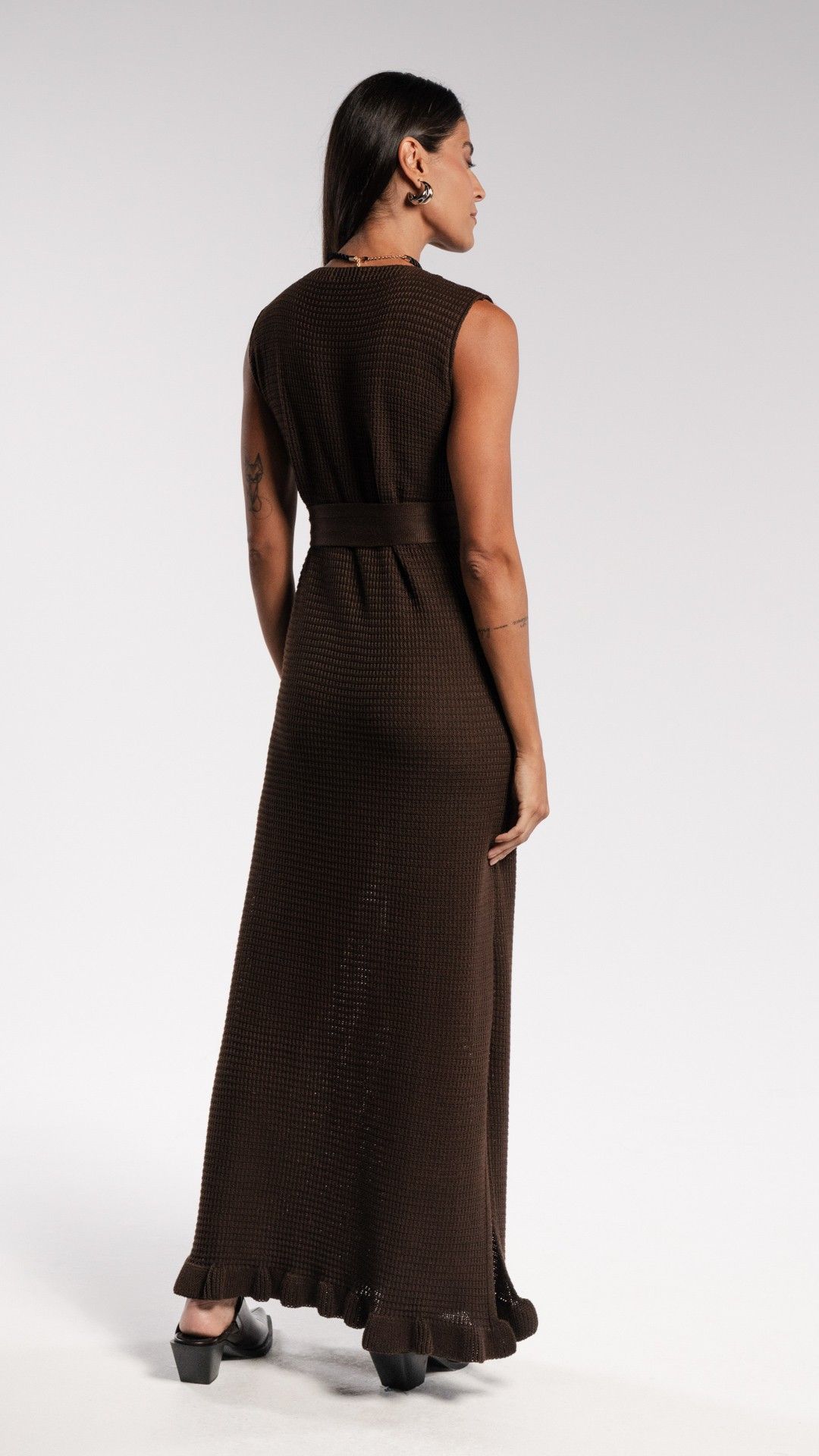 VESTIDO MIDI S/ MANGA TRICOT BABADO