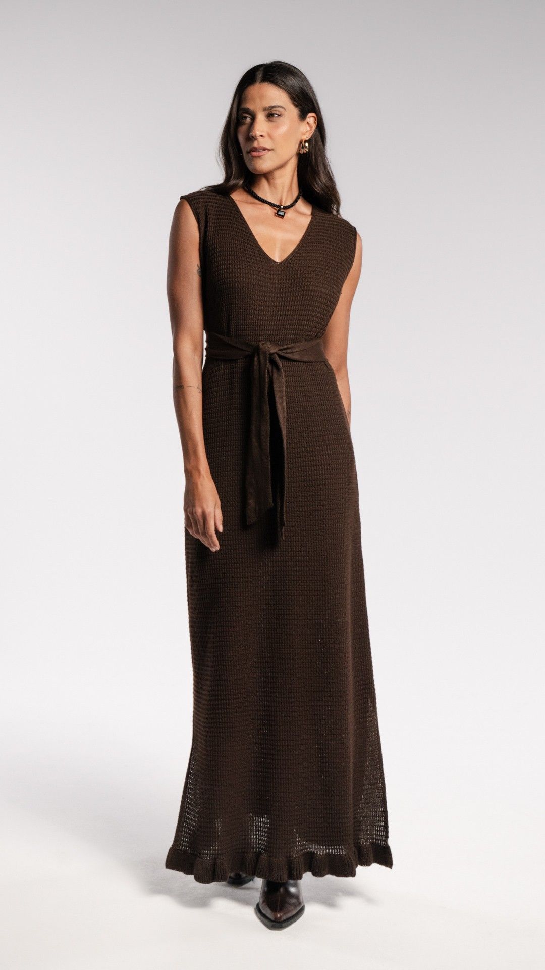 VESTIDO MIDI S/ MANGA TRICOT BABADO