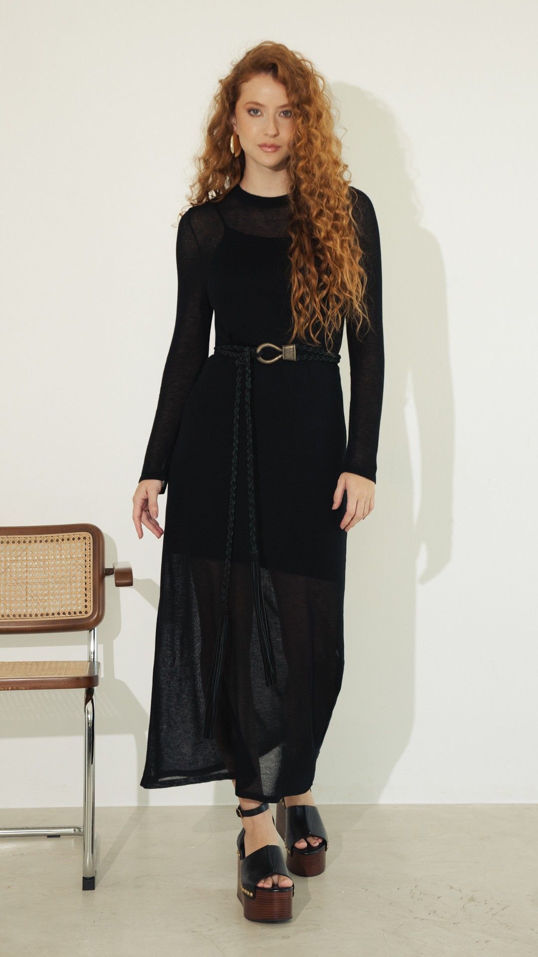 VESTIDO MIDI MANGA L. TULE BORDADO