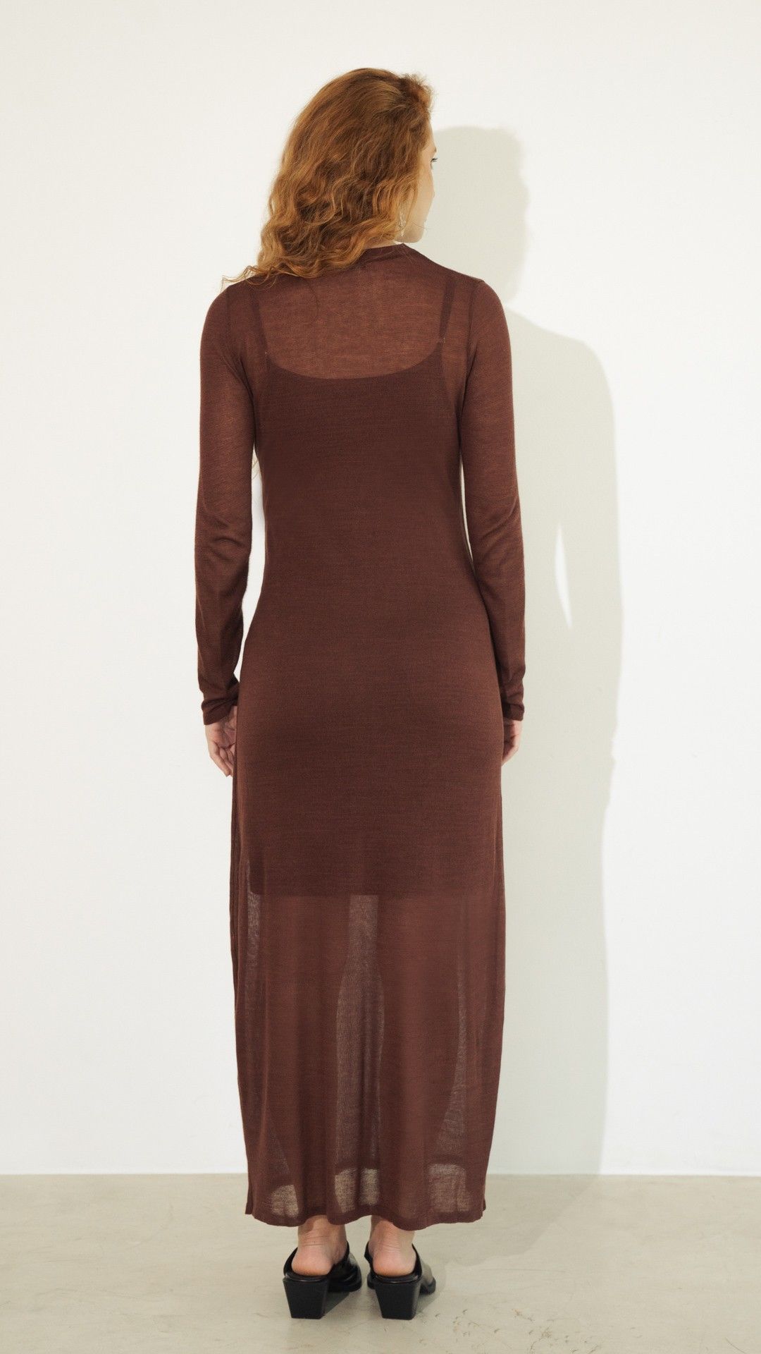 VESTIDO MIDI MANGA L. TRICOT C/ FORRO