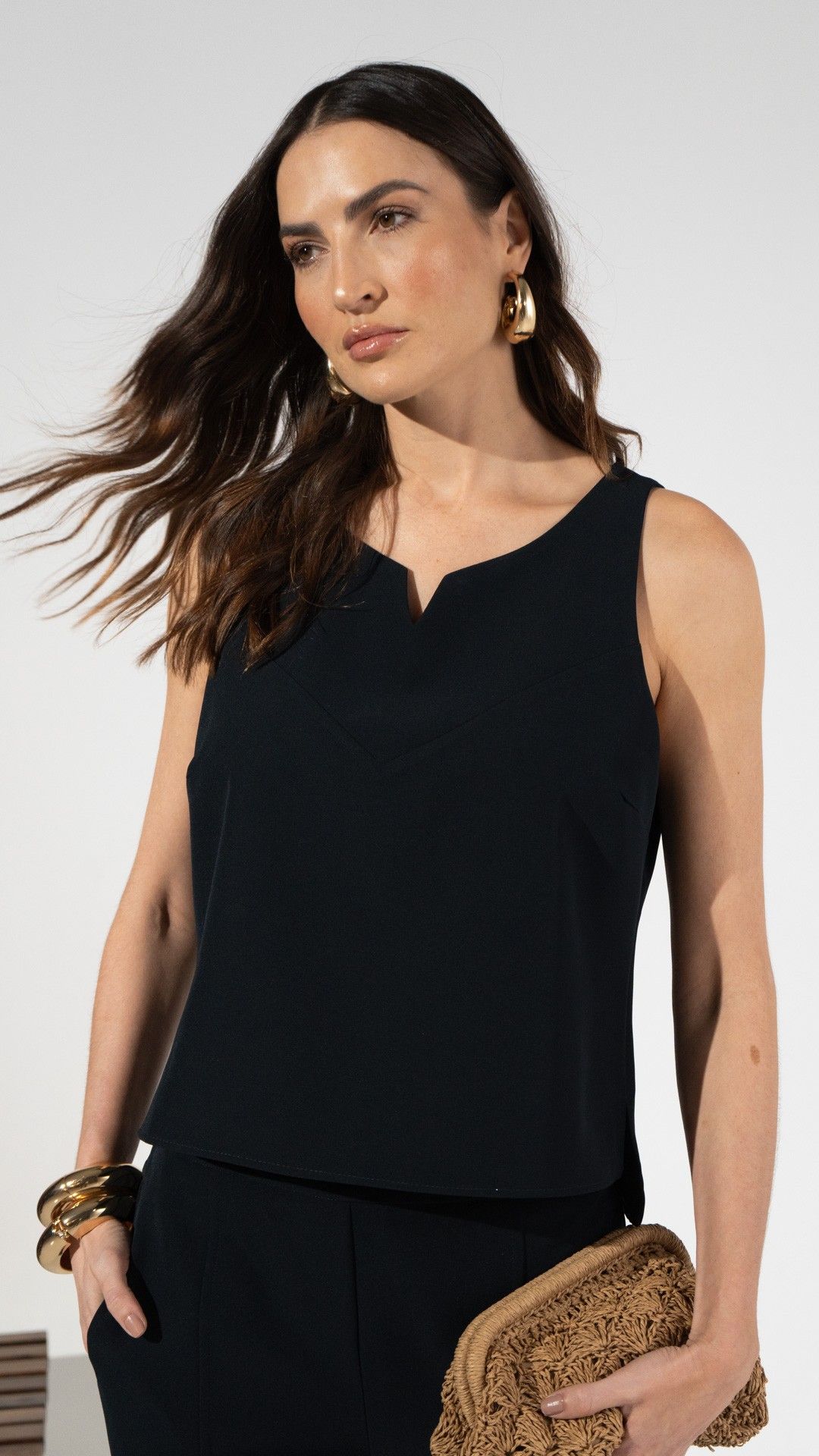 BLUSA CREPE CHIQUE WEST RECORTE S/ MANGA