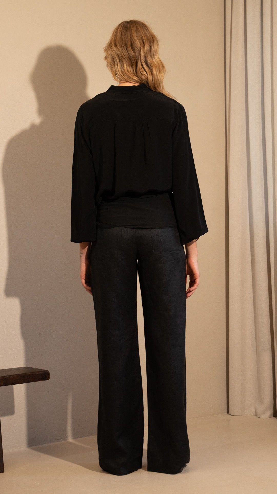 BLUSA CREPE CHIFFON AMARRAÇÃO MANGA L.