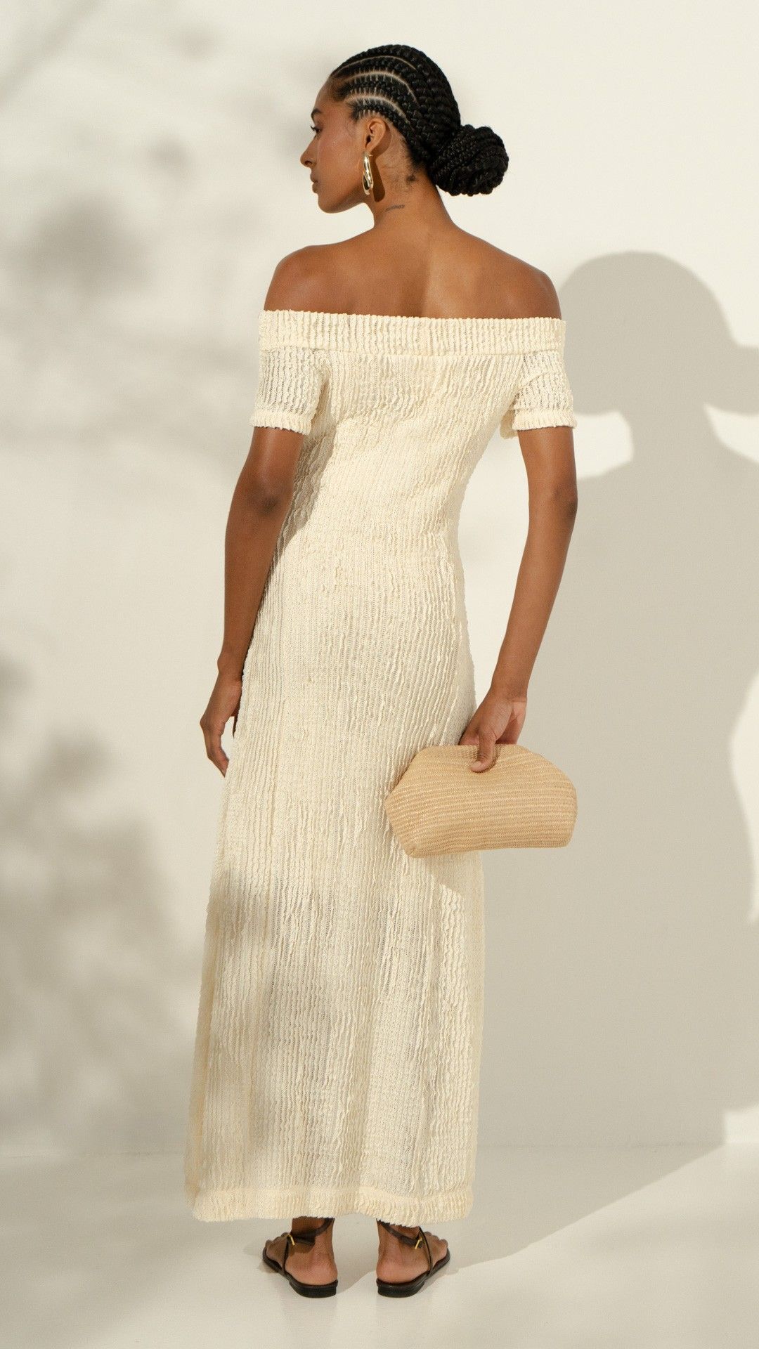 VESTIDO RENDA DELICATTA OMBRO A OMBRO MIDI