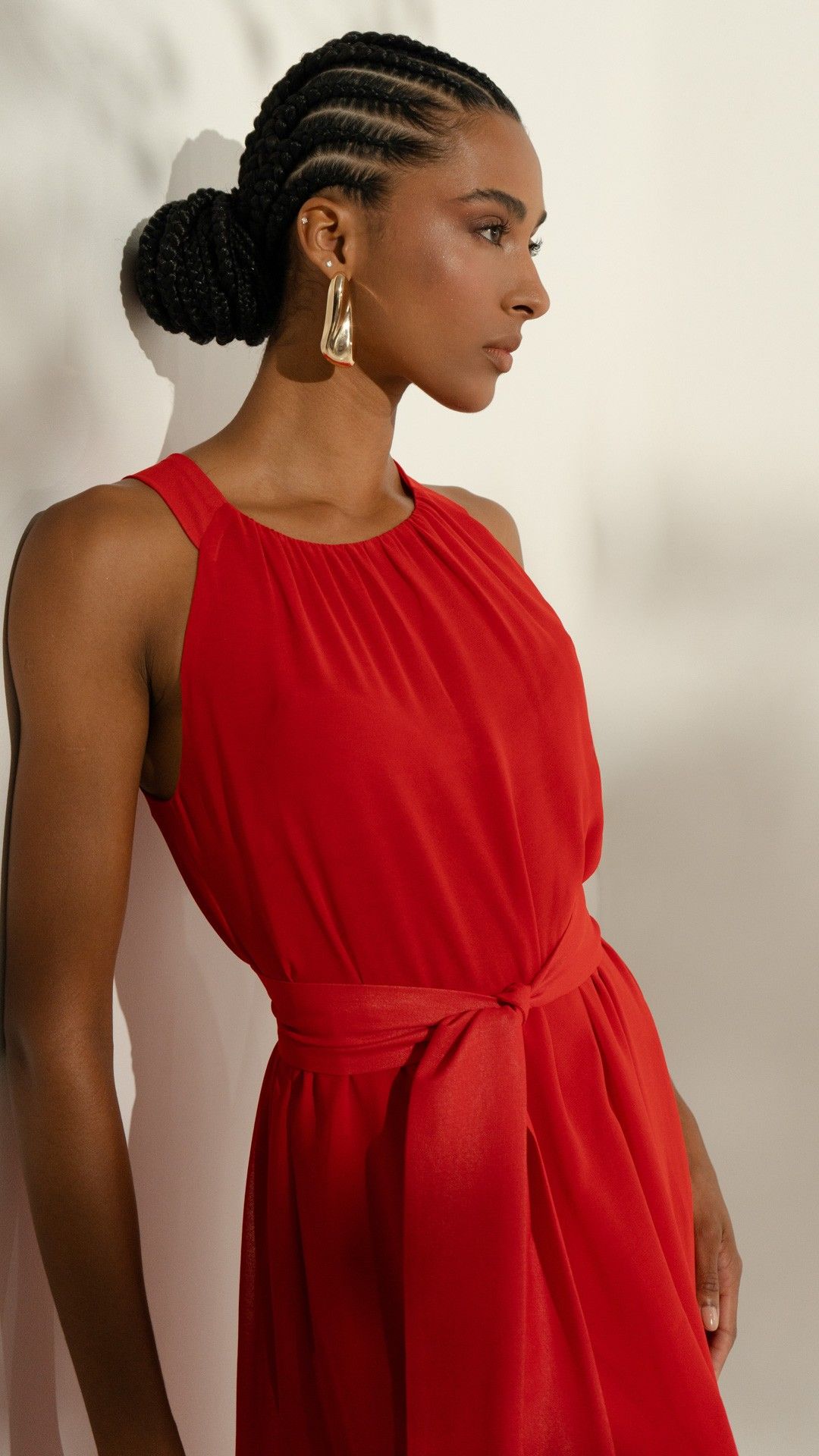 VESTIDO CREPE MOUSSE GOLA C. LONGO S/ MANGA