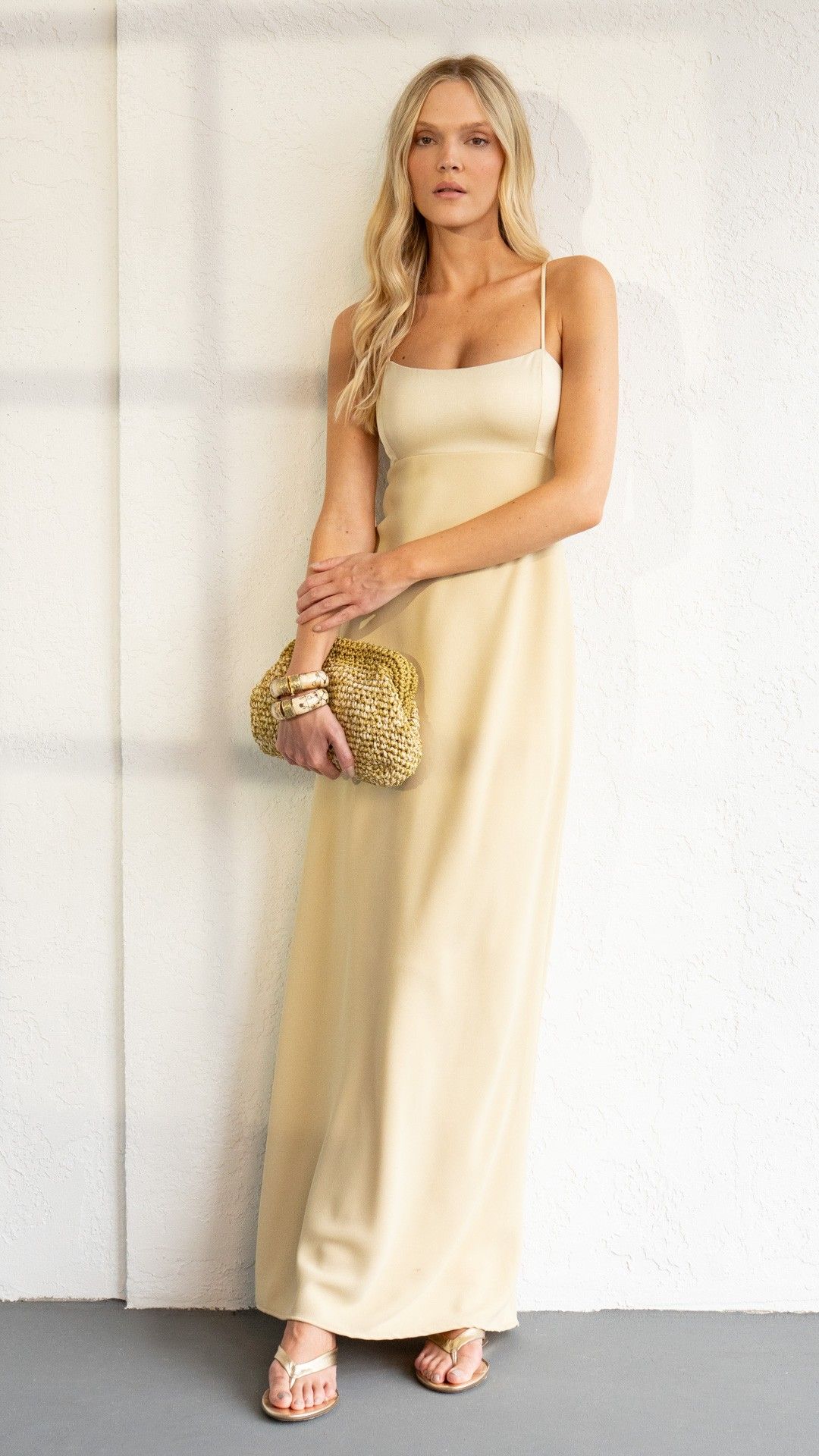 VESTIDO CREPE FRESCOR CETIM BUSTO ALÇA