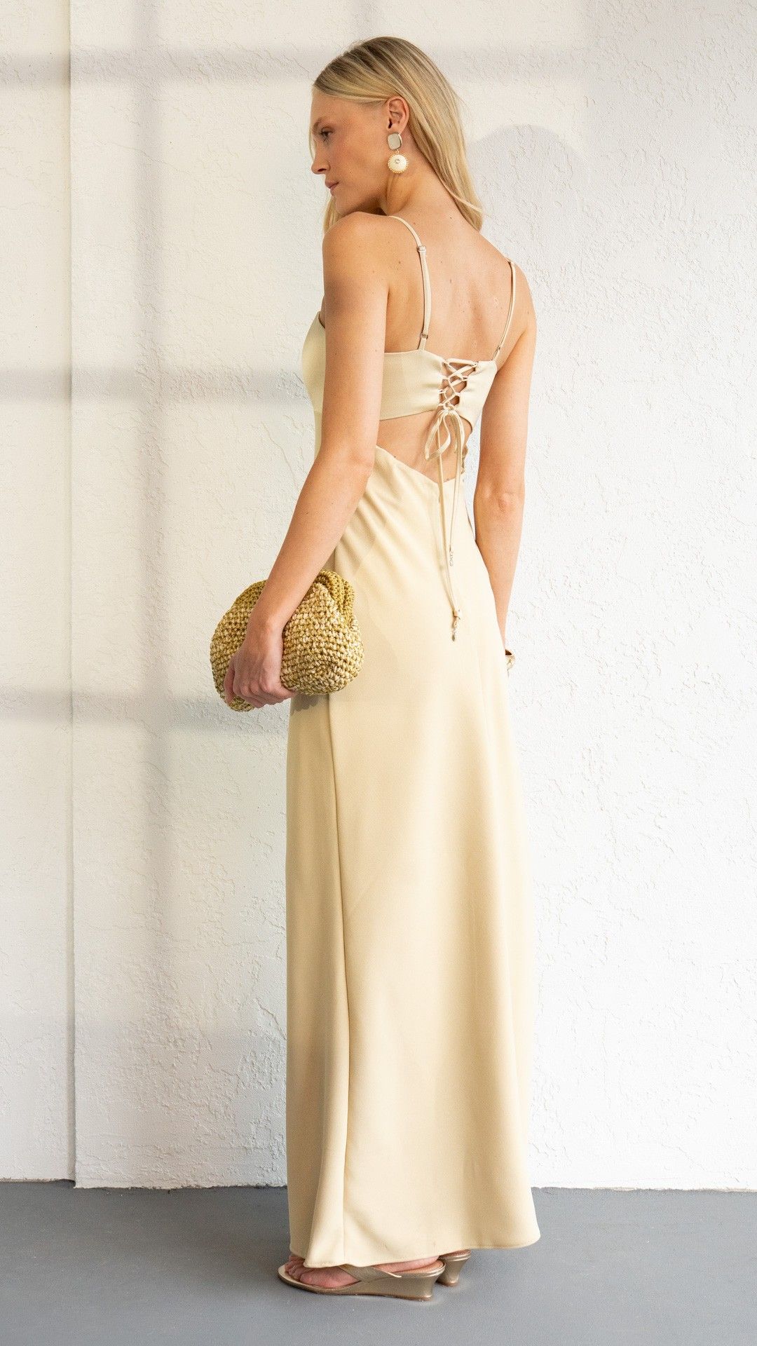 VESTIDO CREPE FRESCOR CETIM BUSTO ALÇA