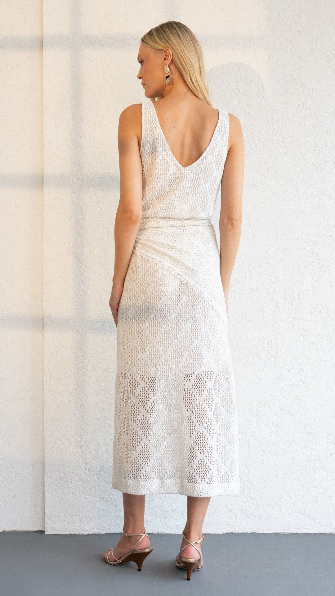 VESTIDO RENDA STELLAR C/ LENÇO MIDI S/ MANGA