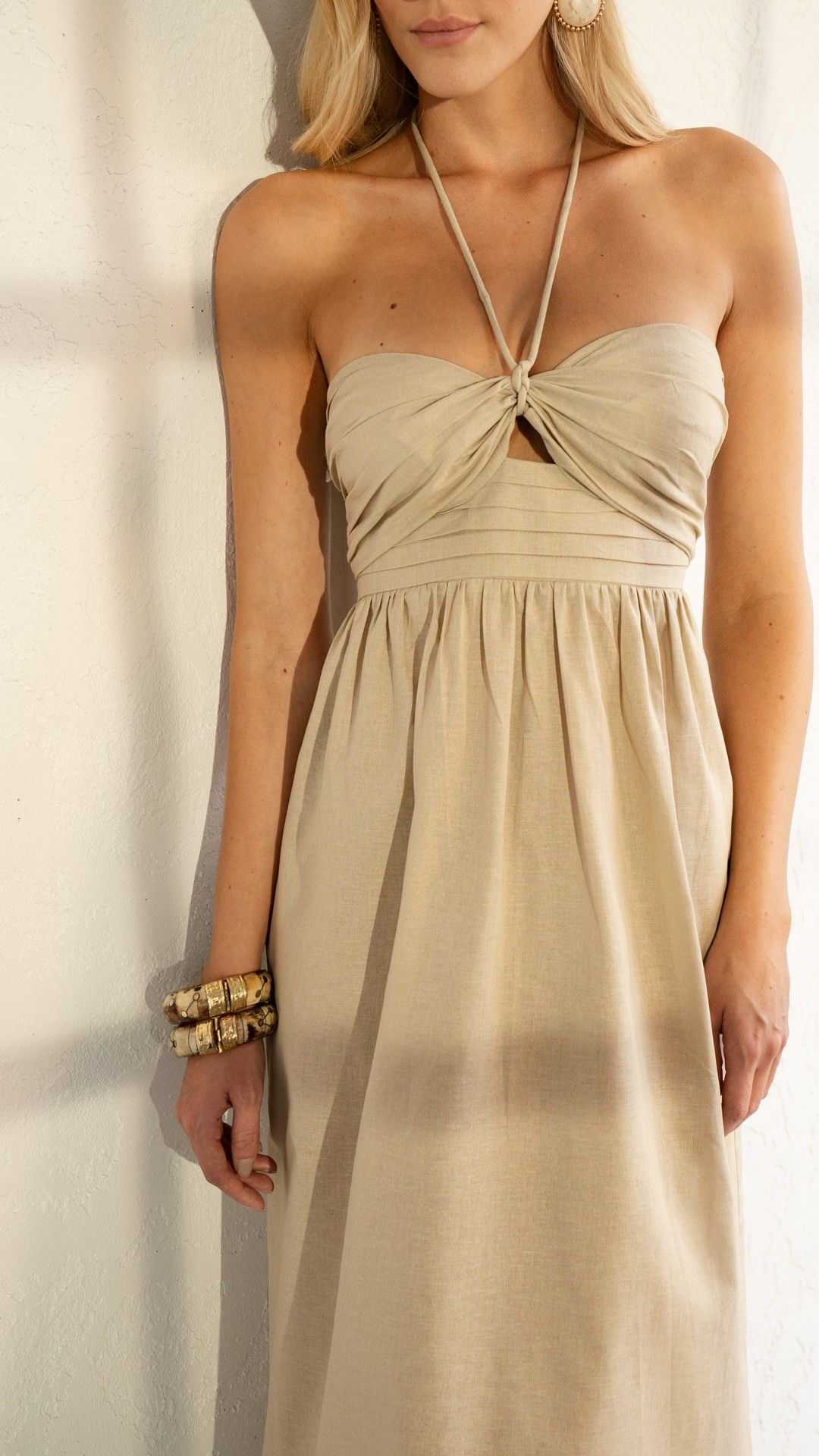 VESTIDO ALGODÃO DESTAQUE PREGAS S/ ALÇA MIDI