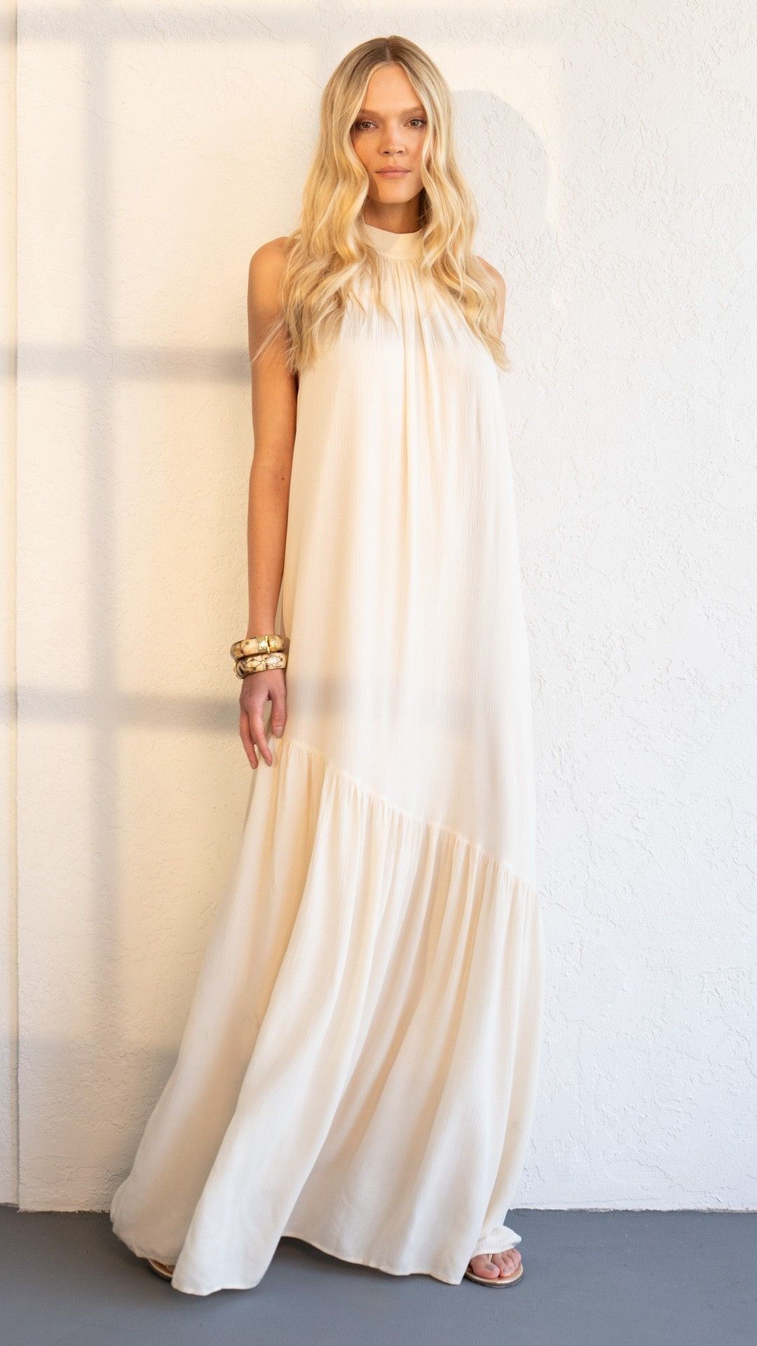 VESTIDO VISCOSE VIRGÍNIA TEXTURIZADO FRENTE ÚNICA