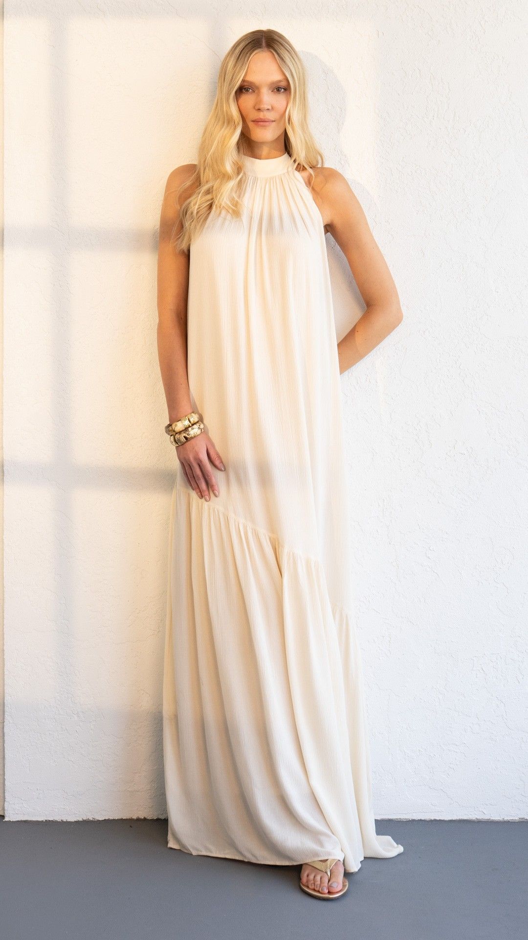 VESTIDO VISCOSE VIRGÍNIA TEXTURIZADO FRENTE ÚNICA