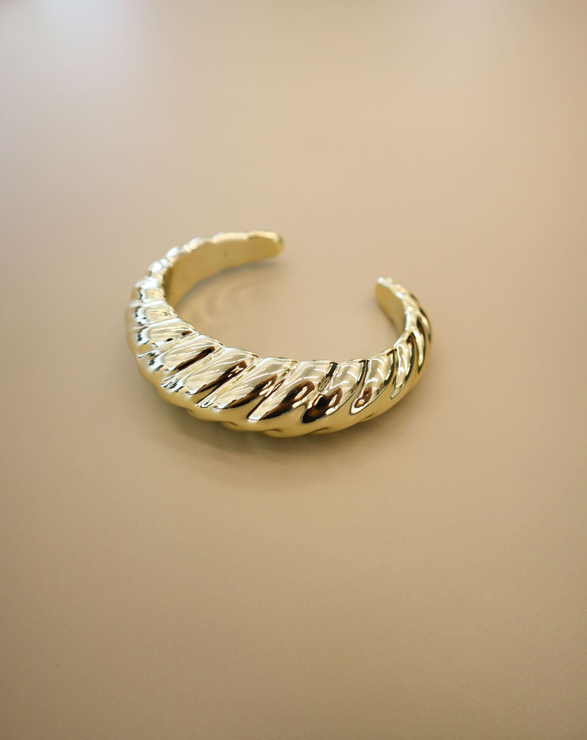 PULSEIRA BRACELETE METAL ONDULADO