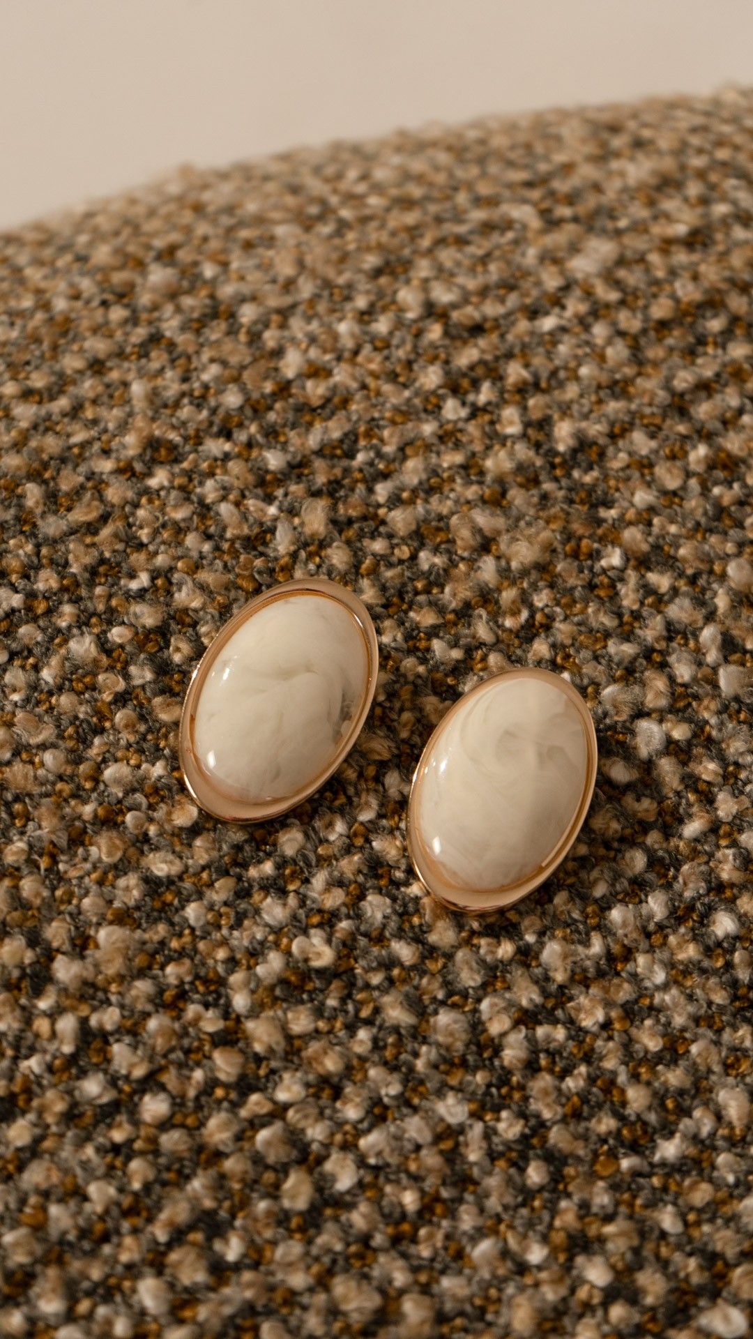 BRINCO METAL RESINA MOLDURA