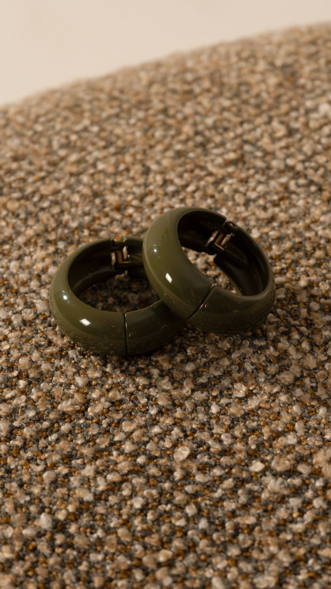 PULSEIRA BRACELETE RESINA LARGO