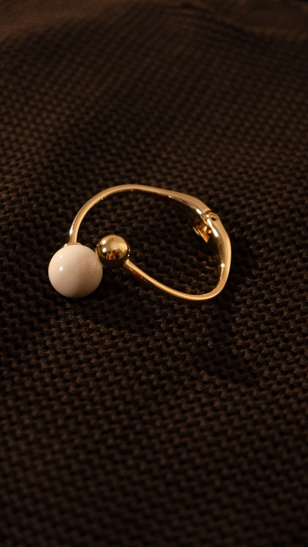 PULSEIRA BRACELETE METAL ÃMBAR VOLTAS