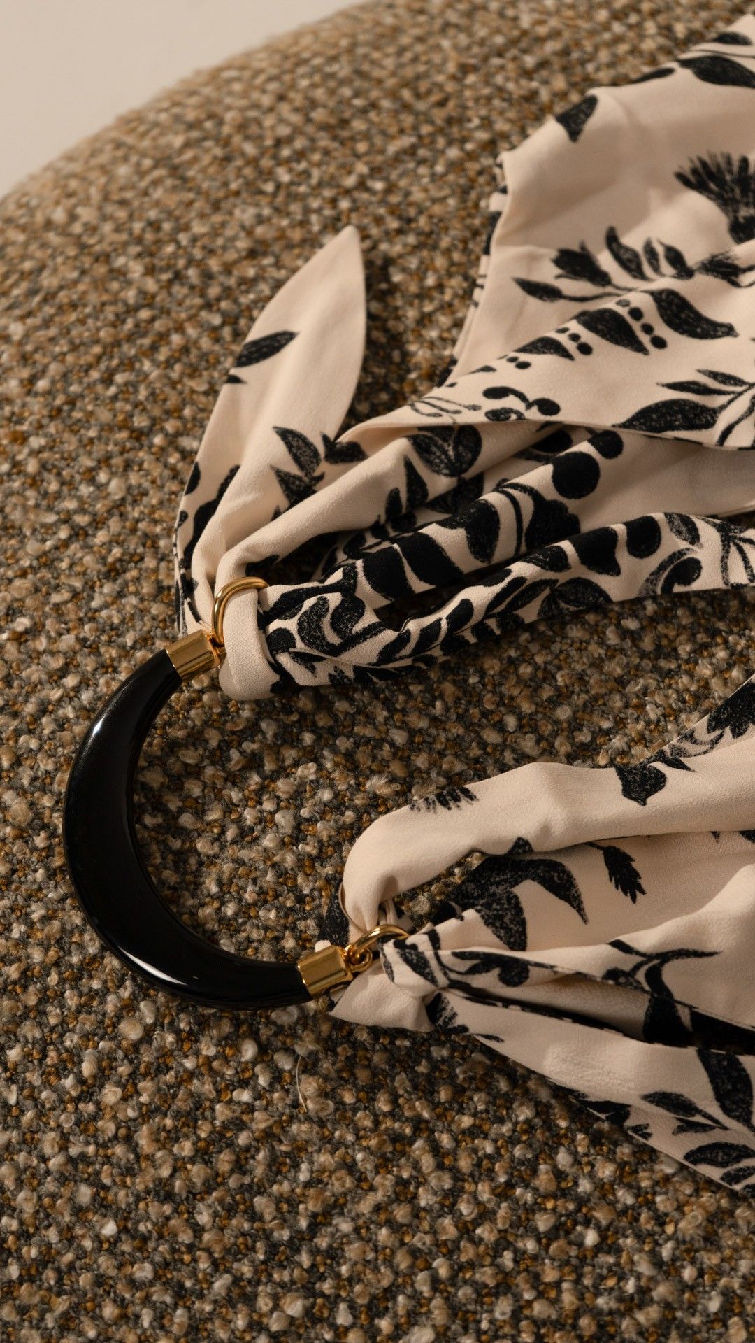 BOLSA VISCOSE FOLHAS ALÇA JÓIA