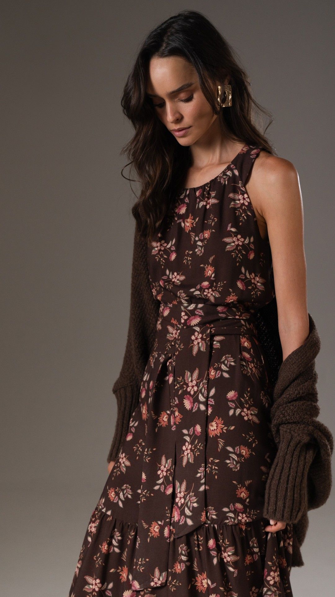 VESTIDO VISCOSE OUTONO GOLA CARECA S/ MANGA