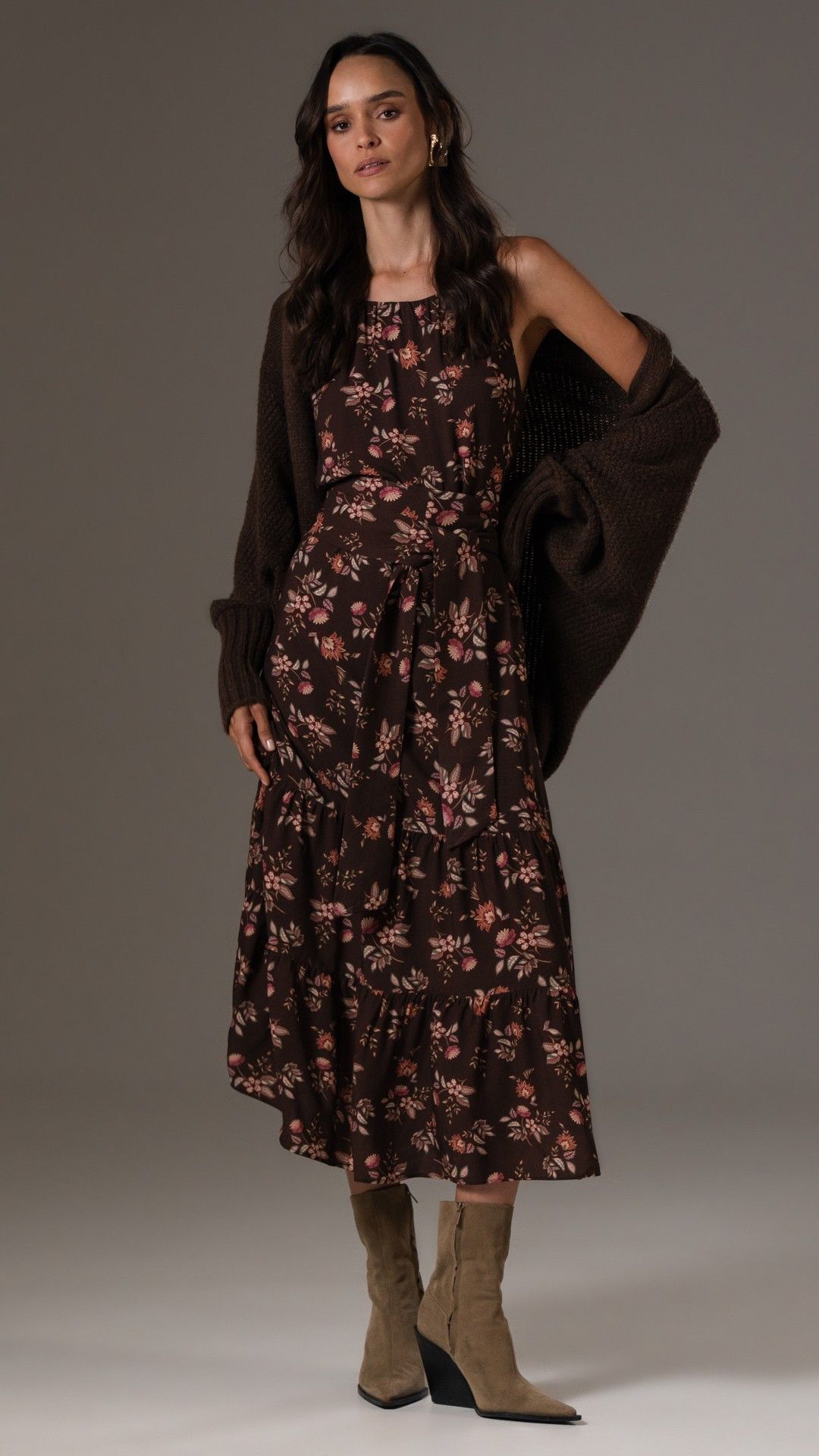 VESTIDO VISCOSE OUTONO GOLA CARECA S/ MANGA