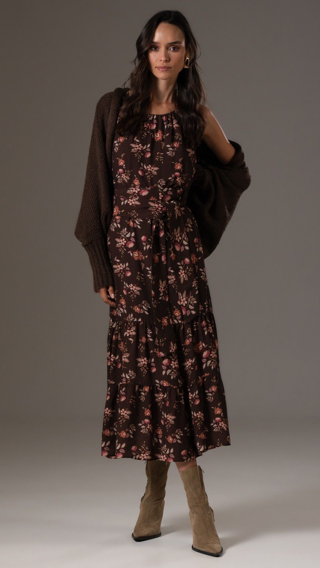 VESTIDO VISCOSE OUTONO GOLA CARECA S/ MANGA