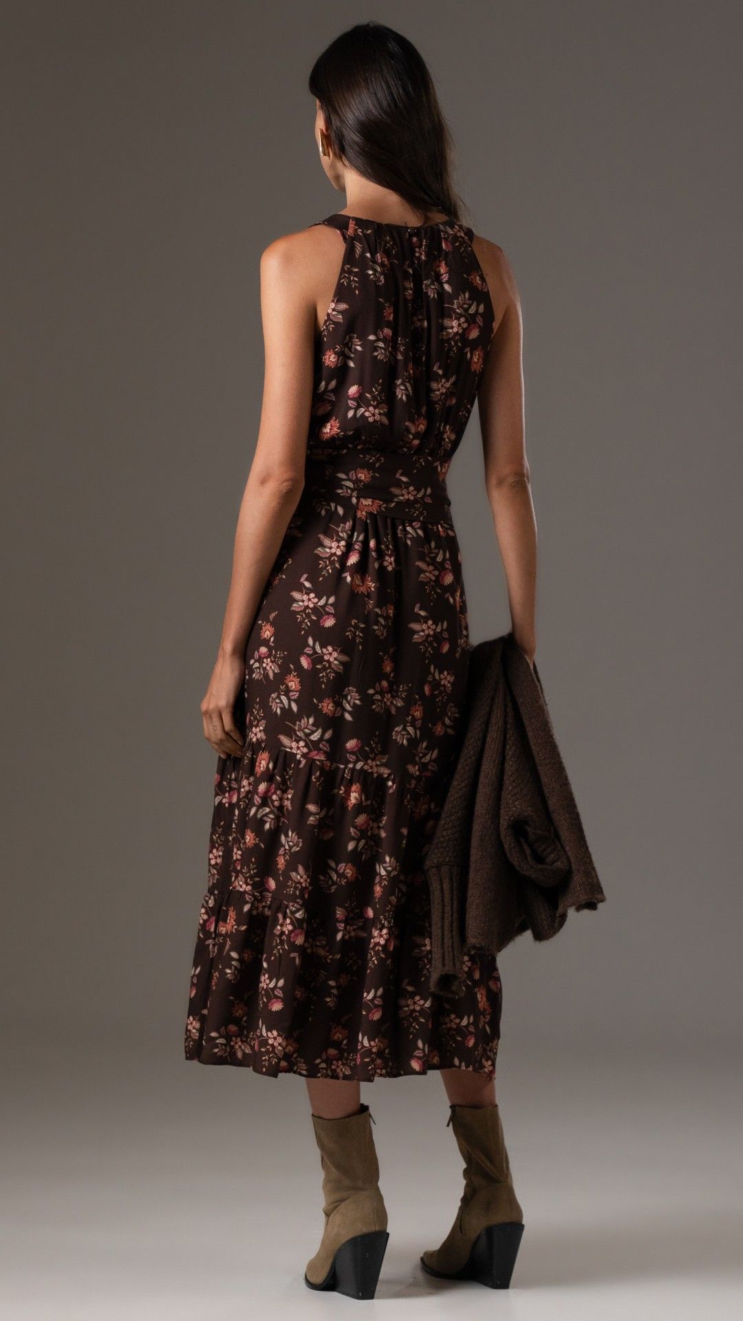 VESTIDO VISCOSE OUTONO GOLA CARECA S/ MANGA