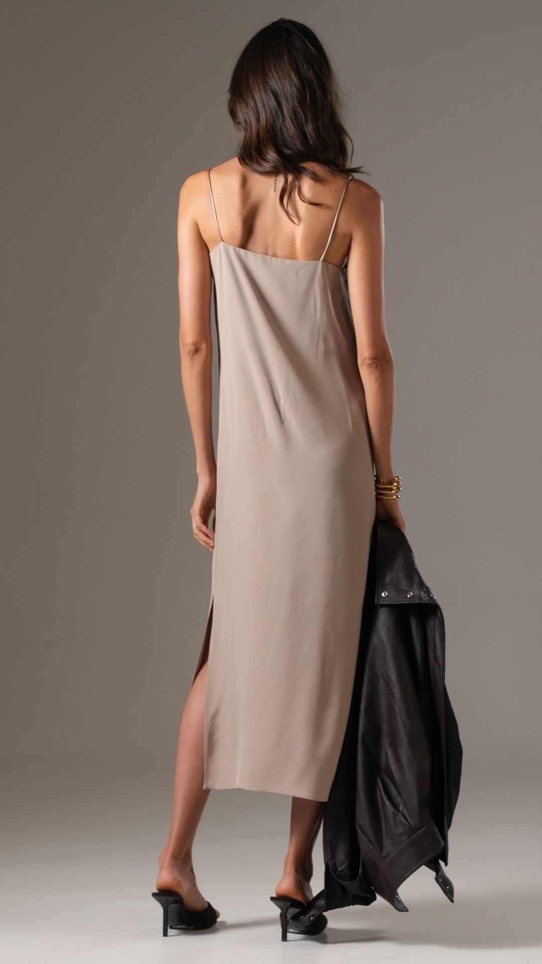 VESTIDO CREPE BEETHOVEN RENDA ALÇA MIDI