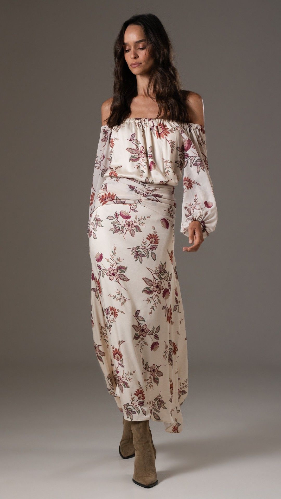 VESTIDO VISCOSE TRAÇO BOTÂNICO CIGANA LONGO