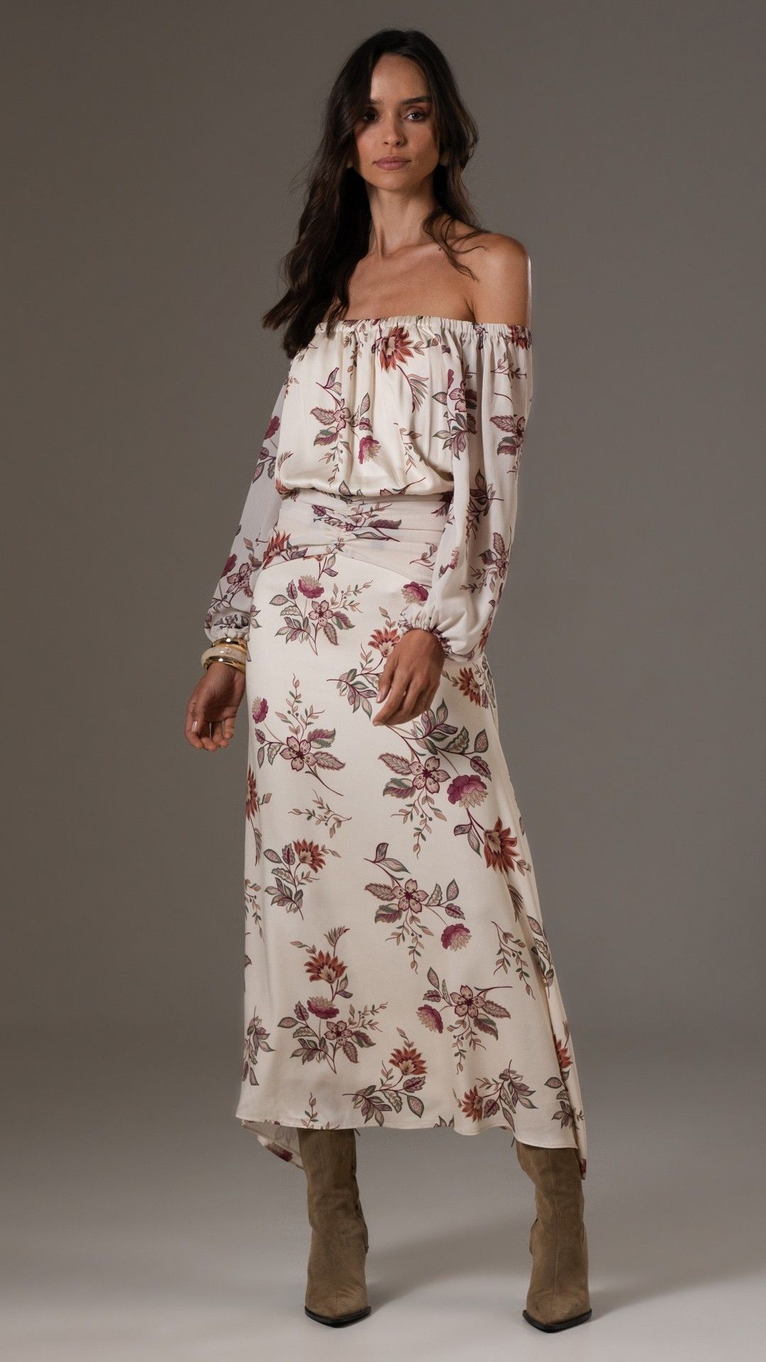 VESTIDO VISCOSE TRAÇO BOTÂNICO CIGANA LONGO