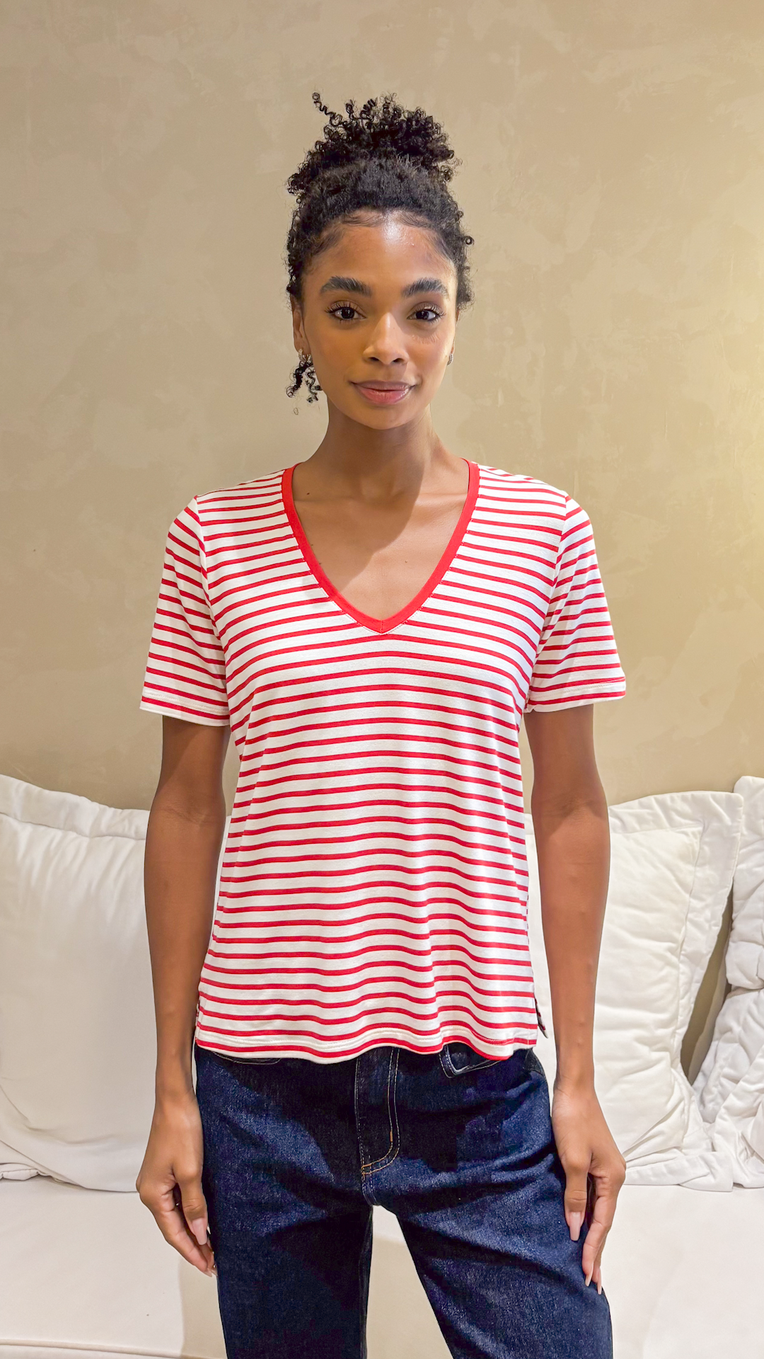 CAMISETA ESSENCIAL GOLA V