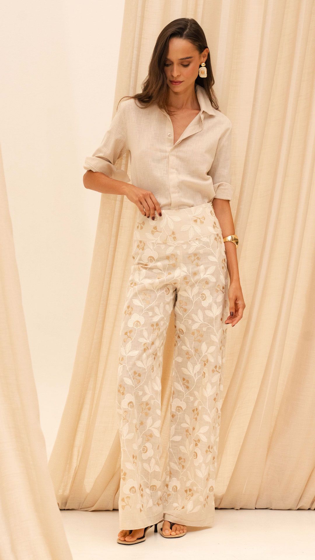 CALÇA BORDADA VIENA PALA WIDE LEG