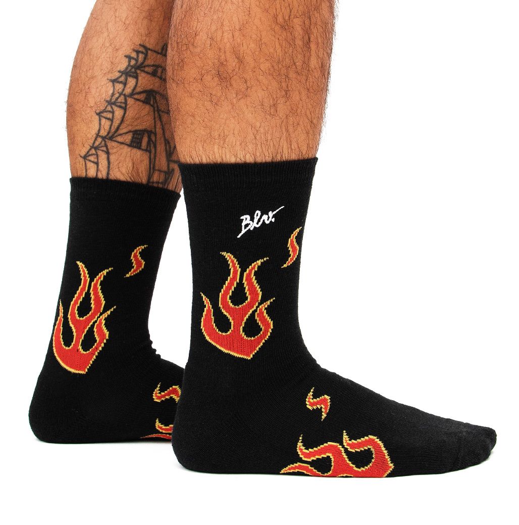 https://cdn.vnda.com.br/bolovo/2017/05/09/blv07bm-blv-flames-832.jpg?v=1494347315