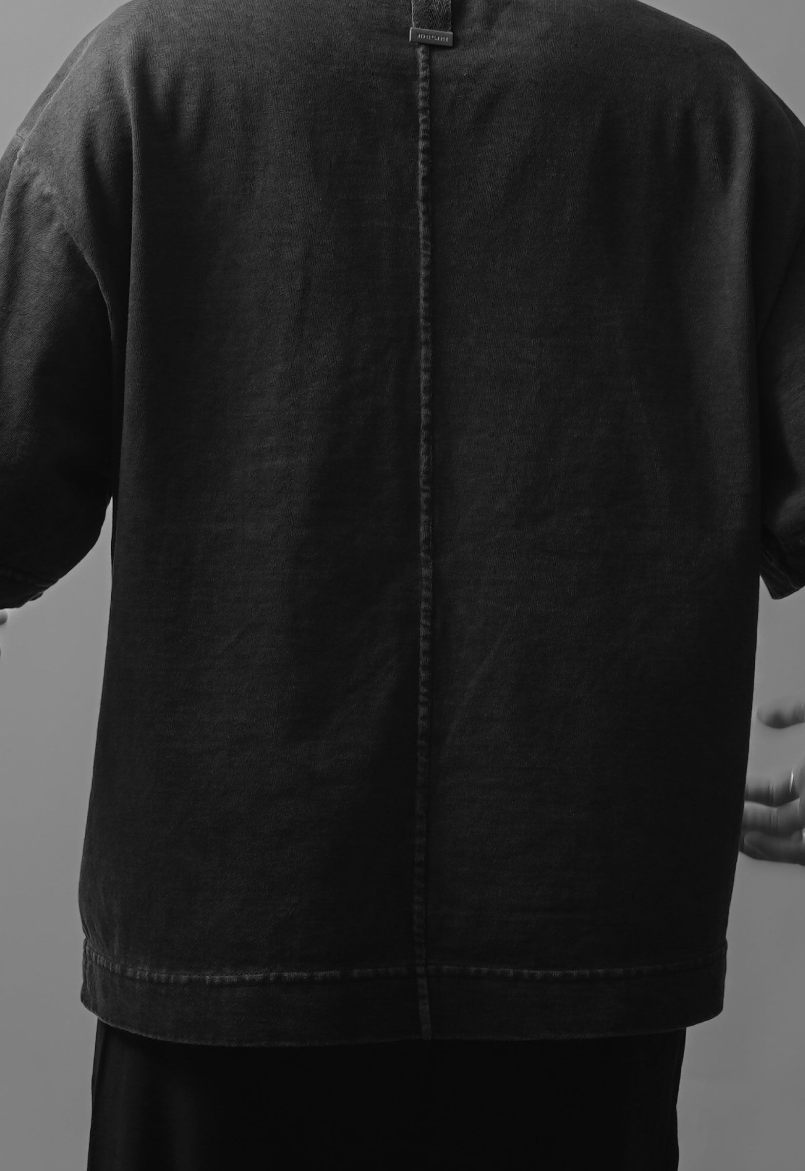 THE HUNT BOXY TEE TITANIUM
