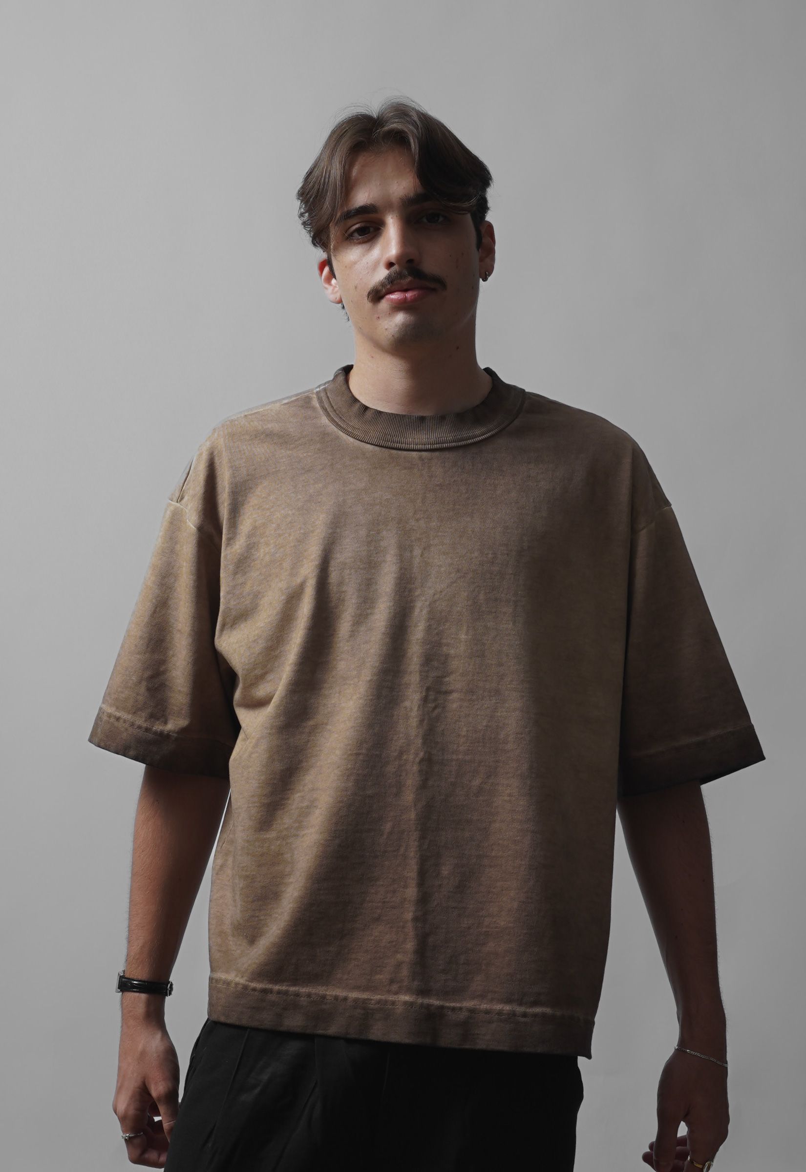 THE HUNT BOXY TEE DUNE