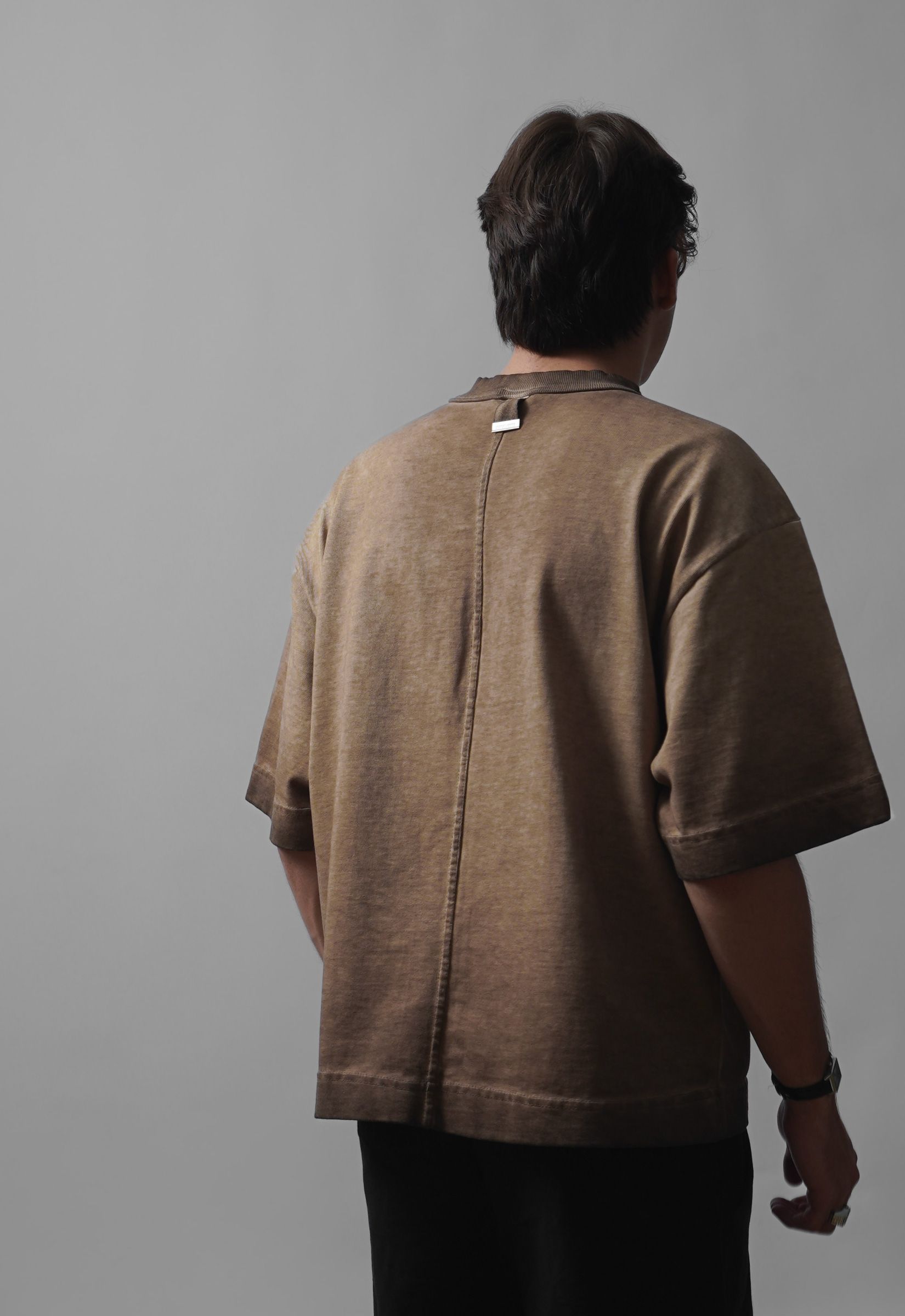 THE HUNT BOXY TEE DUNE