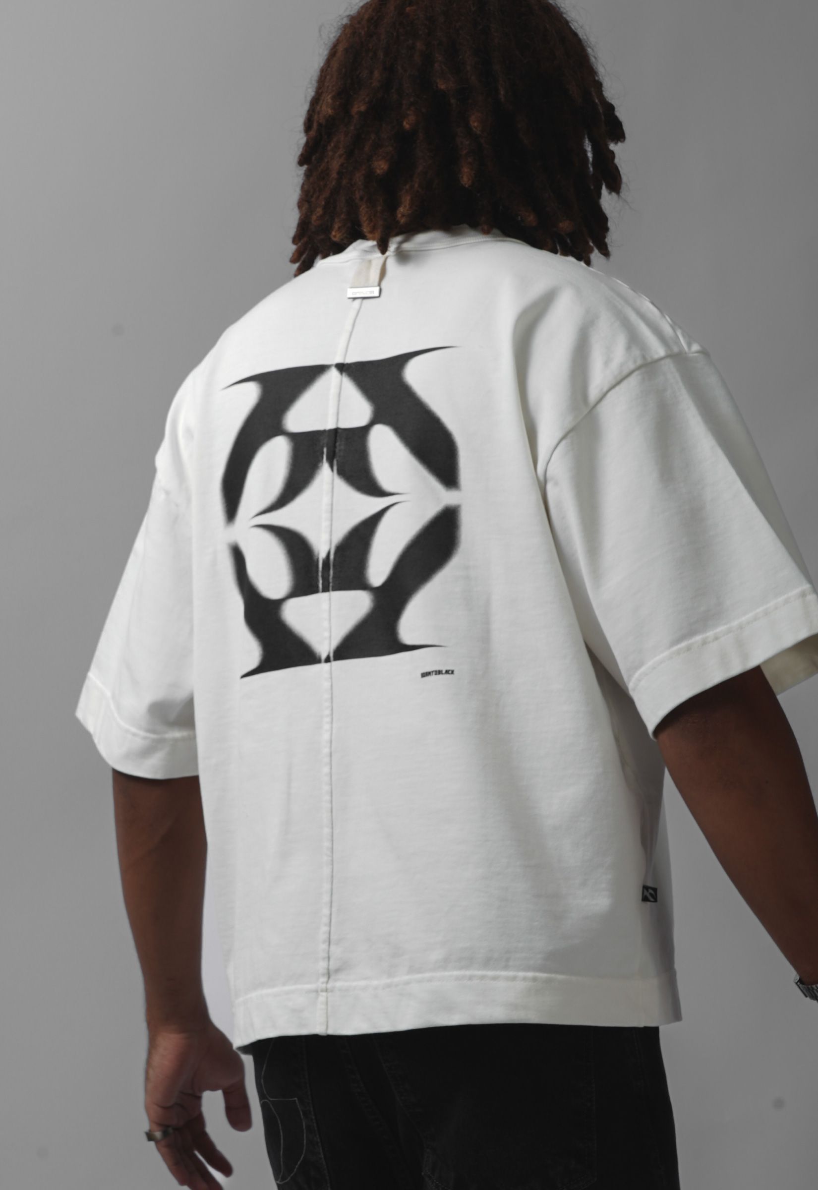 BOXY TEE MONOGRAMA OFF-WHITE