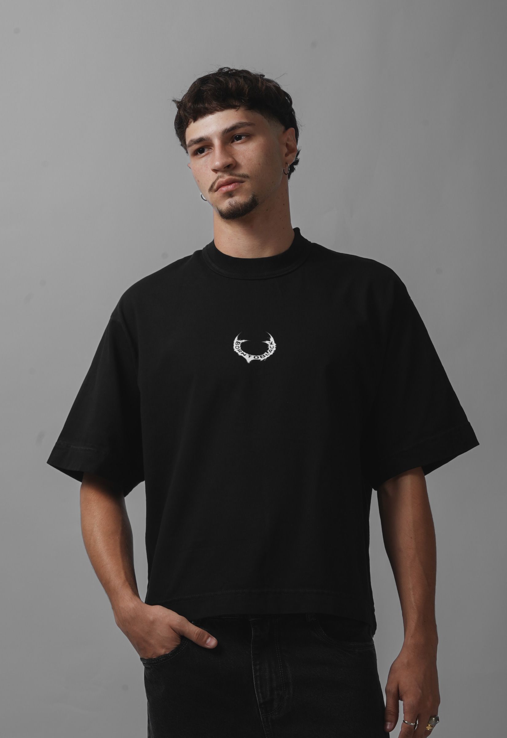 BOXY TEE RASTRO BORNTOBLACK