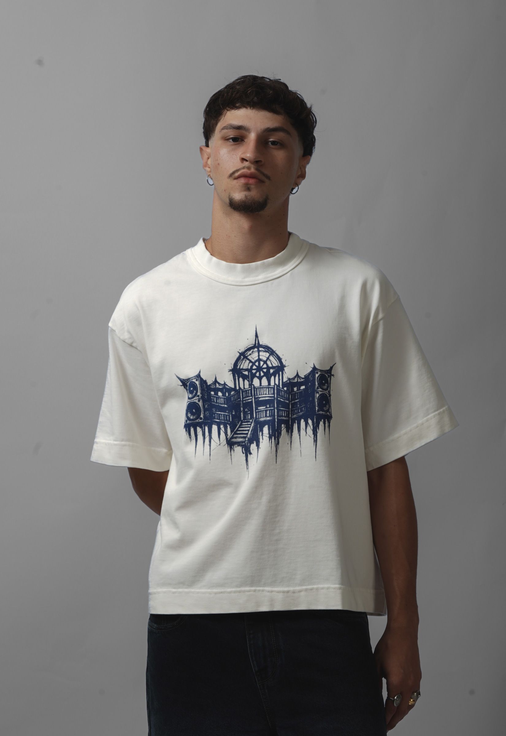 BOXY TEE BASÍLICA